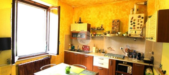 2 bedrooms Apartment in Colorno, Italy No. 225901 5