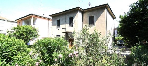 2 bedrooms Apartment in Colorno, Italy No. 225901 18