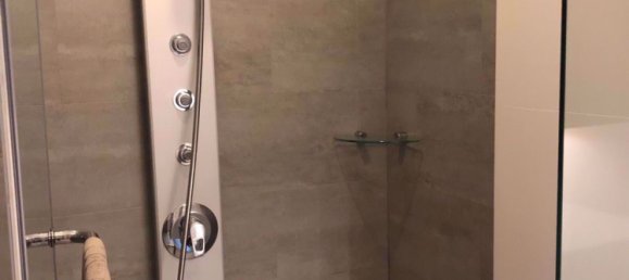 2 Schlafzimmer Eigentumswohnung in Khlong Toei, Thailand, Nr. 10332 10