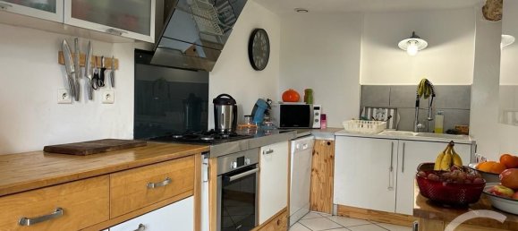 3 bedrooms House in Sorel-Moussel, France No. 93159 6