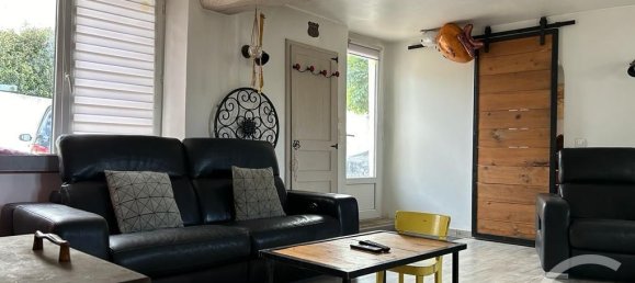 3 bedrooms House in Sorel-Moussel, France No. 93159 2