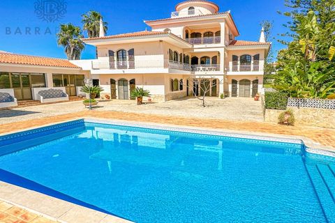9 bedrooms Villa in Almancil, Portugal No. 219400