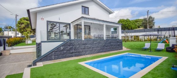 5 Schlafzimmer Haus in Rio de Mouro, Portugal, Nr. 40046 2