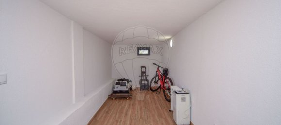 5 Schlafzimmer Haus in Rio de Mouro, Portugal, Nr. 40046 37