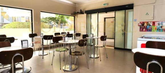 Gewerbliche Immobilie in Cascais, Portugal 18m², Nr. 287848 2