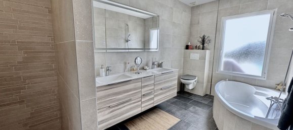 4 bedrooms House in Mauves-sur-Loire, France No. 339875 12