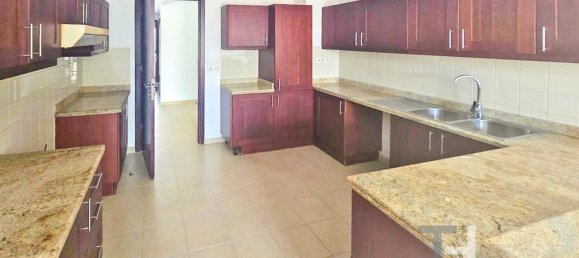 Adosado de 3 dormitorios en Arabian Ranches, UAE No. 94504 7