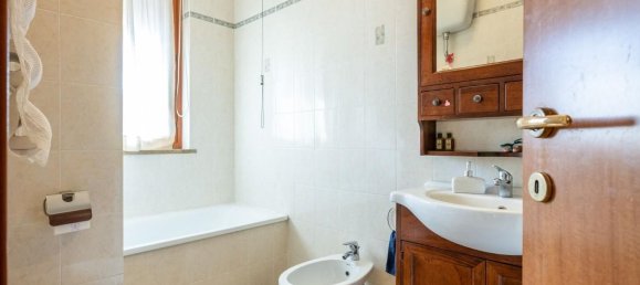 5 rooms Apartment in Pisa, Italy No. 223724 27