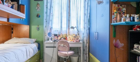 5 rooms Apartment in Pisa, Italy No. 223724 5