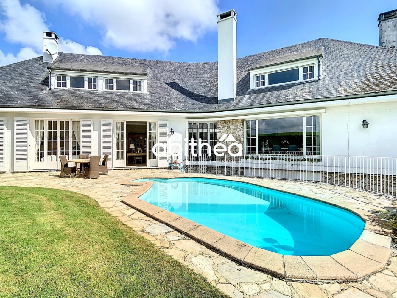 Villa de 9 dormitorios en Ablain-Saint-Nazaire, France No. 297921