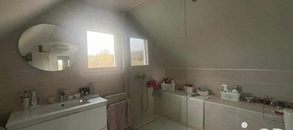 2 chambres Maison de ville à Cires-lès-Mello, France No. 55954 9