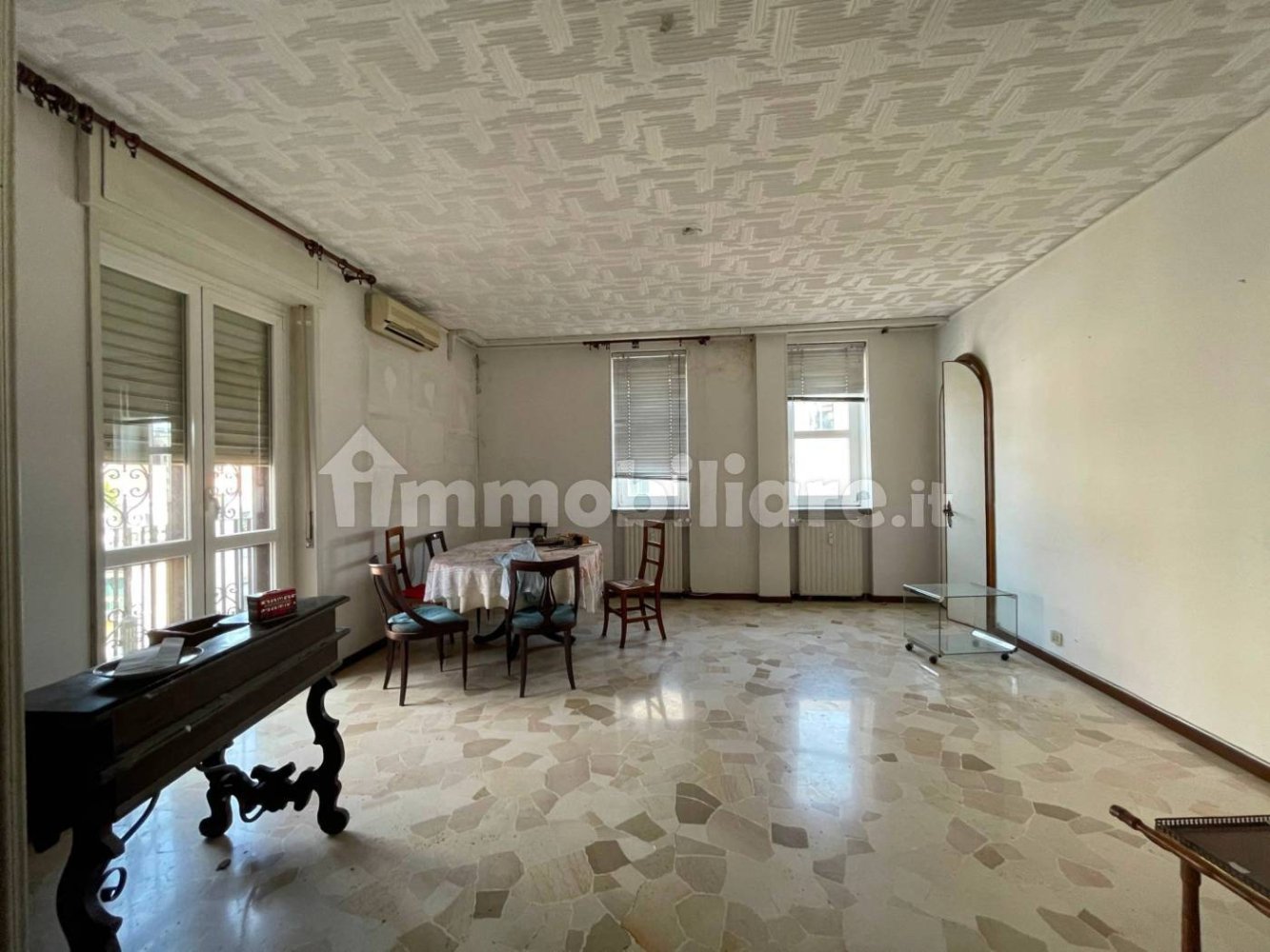 2 bedrooms Apartment in Milan, Italy No. 341954