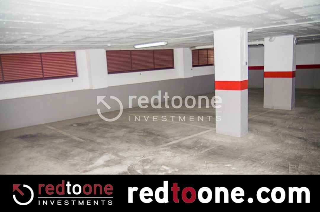 Garage à Alicante, Spain 11m² No. 196019