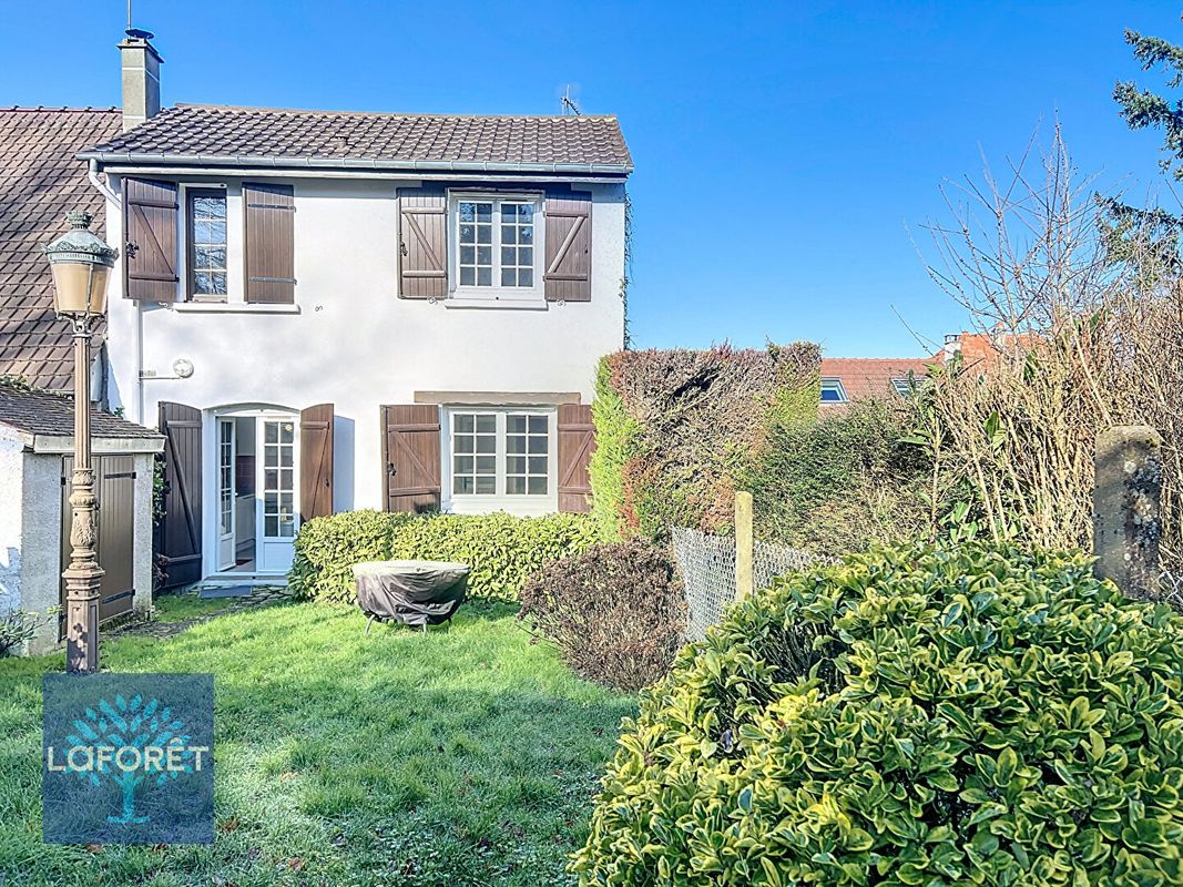 3 غرف نوم منزل في Mennecy, France رقم 147415