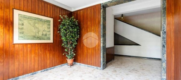 2 chambres Appartement à Rome, Italy No. 292359 3