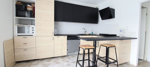 2 bedrooms House in Lormont, France No. 100332 2