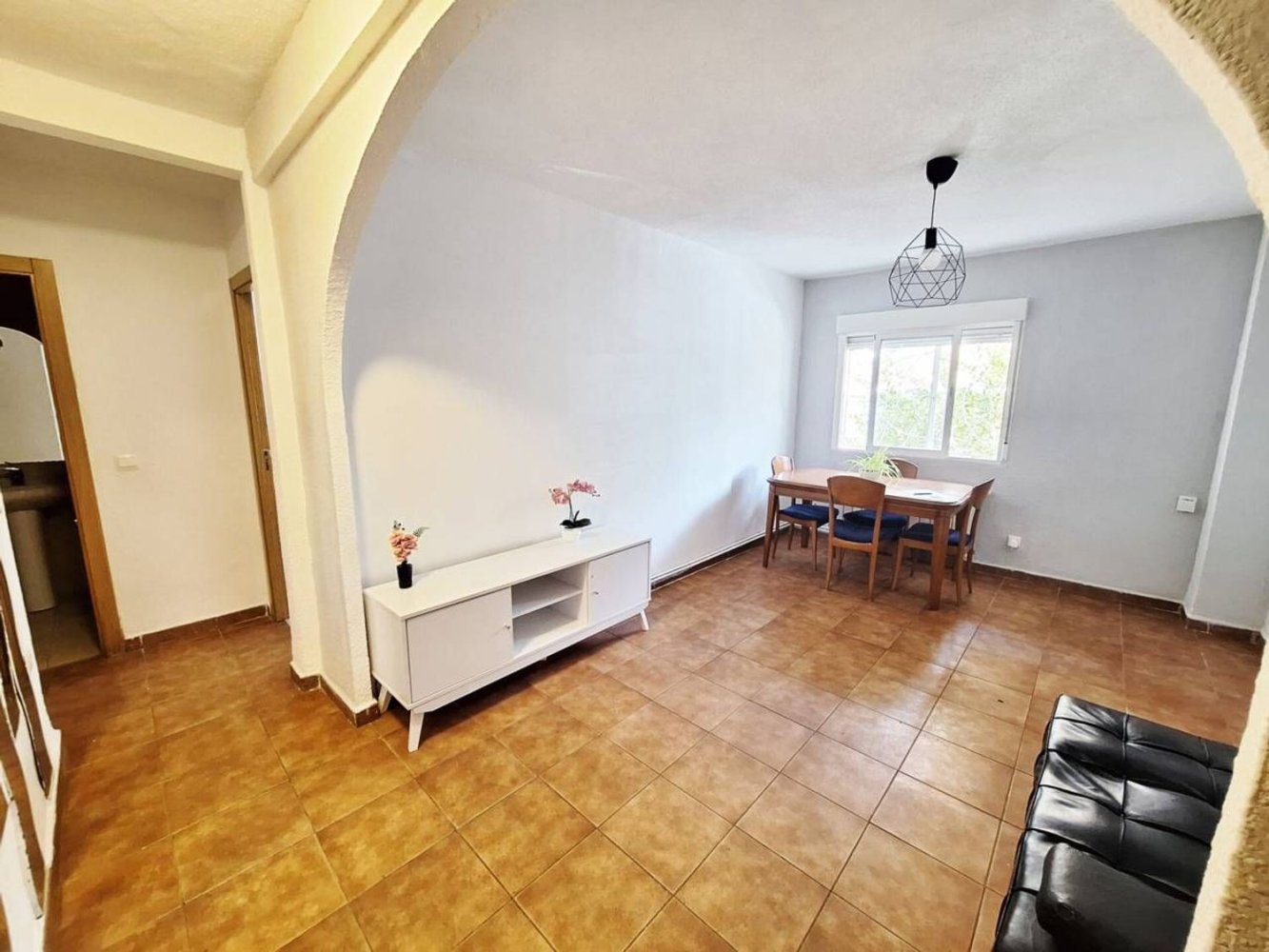 Apartamento de 2 dormitorios en Leganés, Spain No. 265693