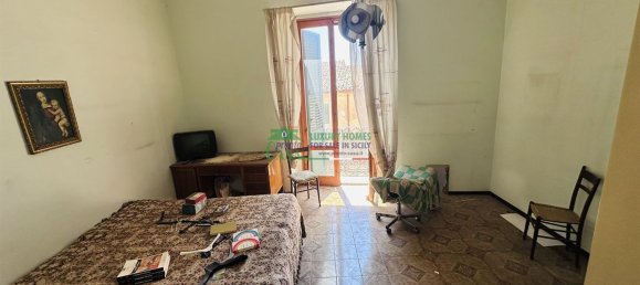 Casa de 10 habitaciónes en Vittoria, Italy No. 301525 21