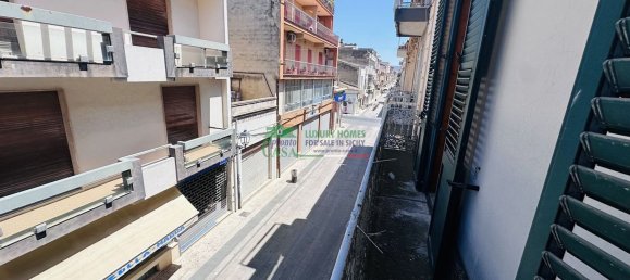 Casa de 10 habitaciónes en Vittoria, Italy No. 301525 8