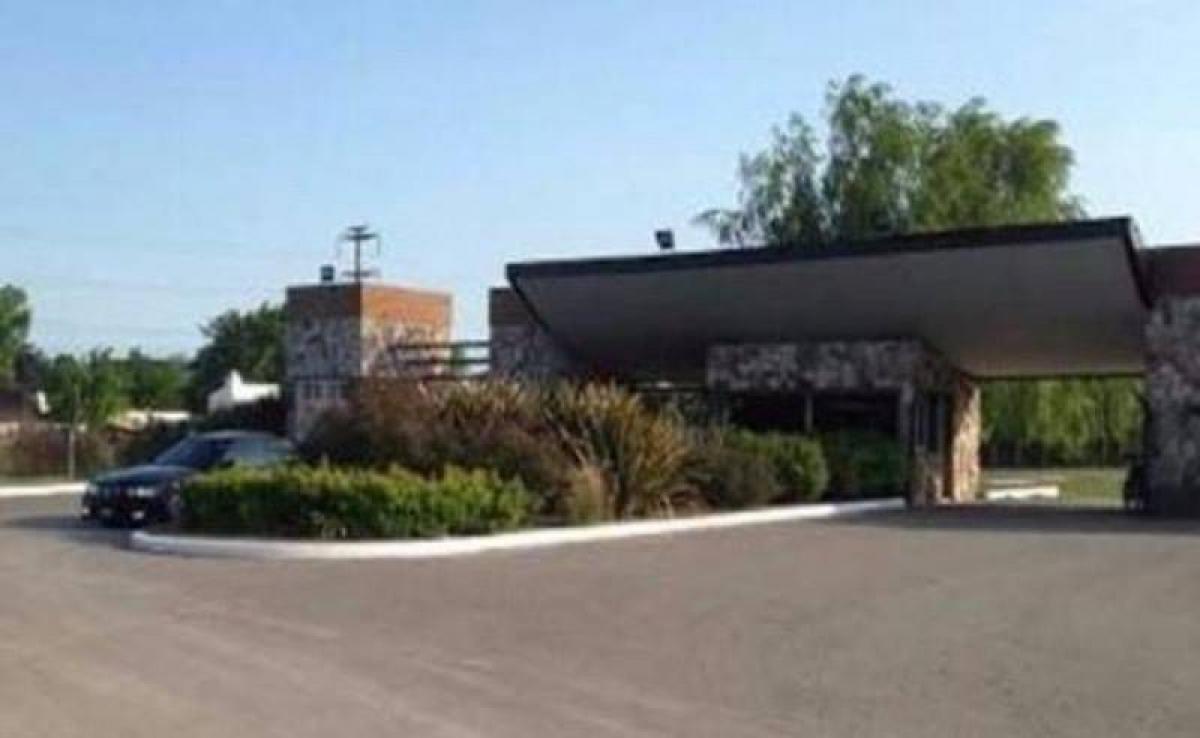  قطعة أرض في Pilar, Argentina رقم 117712