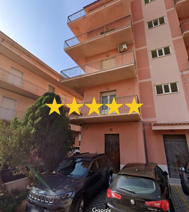 Apartamento de 2 dormitorios en Motta San Giovanni, Italy No. 238358