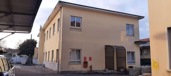 Apartamento T6 em Carnago, Italy N.º 281670 2
