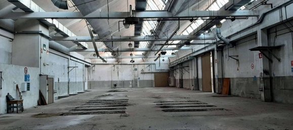 Apartamento T6 em Carnago, Italy N.º 281670 11