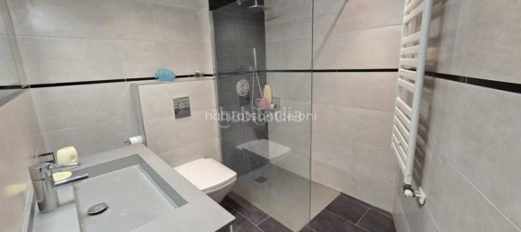 6 bedrooms Penthouse in Montmelo, Spain No. 71302 5