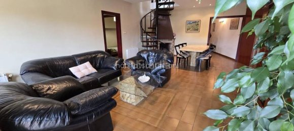 6 bedrooms Penthouse in Montmelo, Spain No. 71302 8