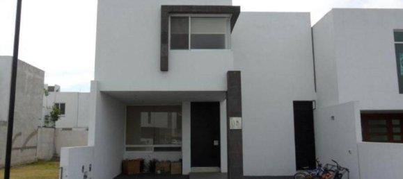 Casa de 3 dormitorios en Querétaro, Mexico No. 170676 2