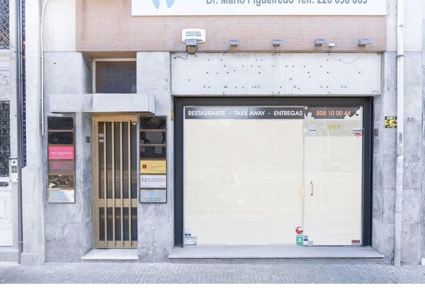Gewerbliche Immobilie in Porto, Portugal 350m², Nr. 37913