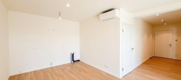 Dúplex de 2 habitaciónes en Dobling, Austria No. 189690 4