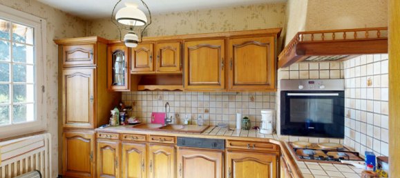 Дом с 1 спальней в Бурбон-л’Аршамбо, Франция № 275843 7