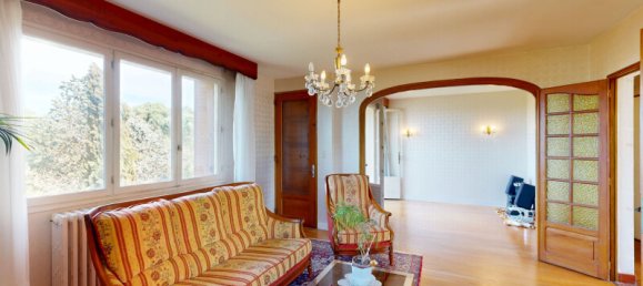 Дом с 1 спальней в Бурбон-л’Аршамбо, Франция № 275843 4