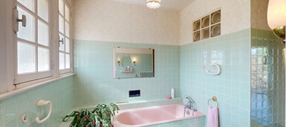 Дом с 1 спальней в Бурбон-л’Аршамбо, Франция № 275843 9