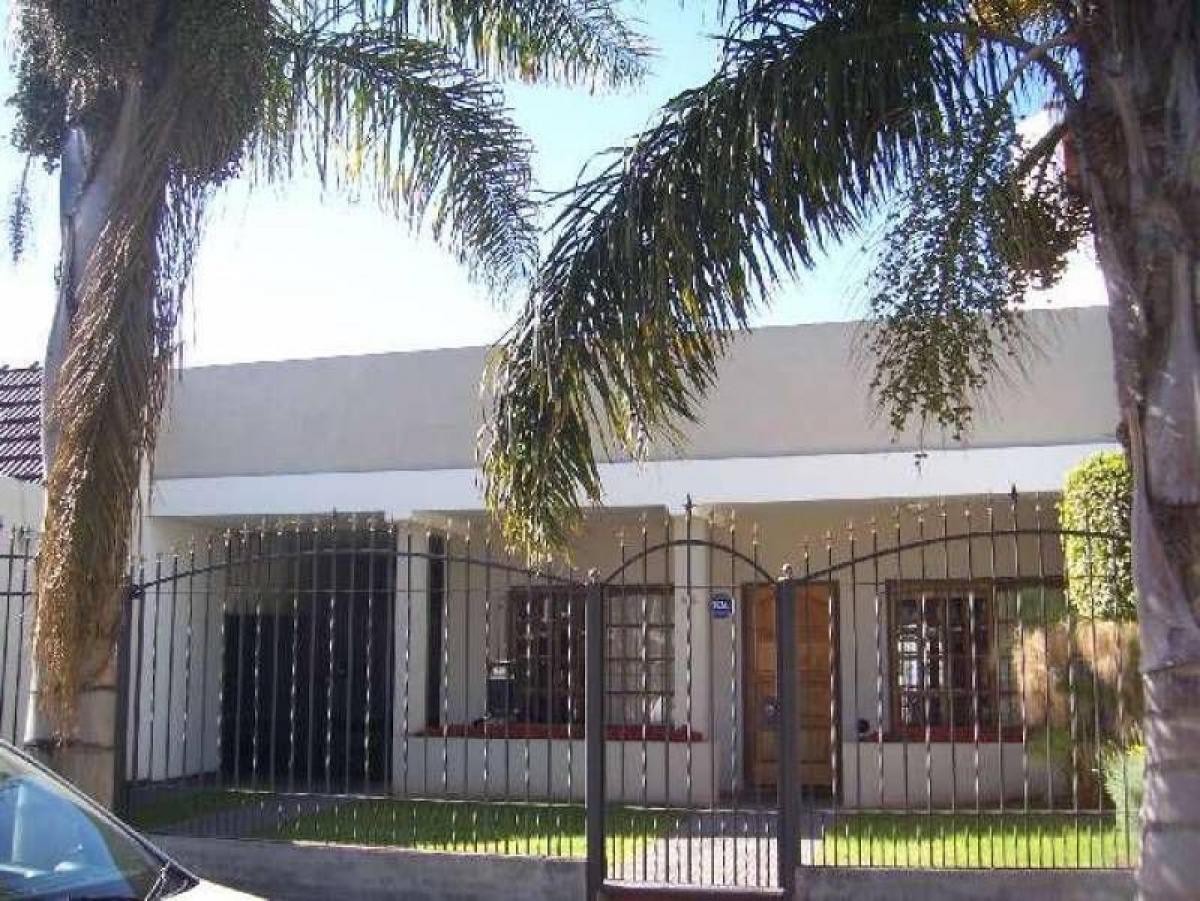 4 bedrooms House in Bermudez, Argentina No. 58413