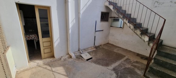 Дом с 8 комнатами в Copertino, Италия № 280299 48