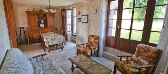 1 bedroom House in Sens-Beaujeu, France No. 89106 4