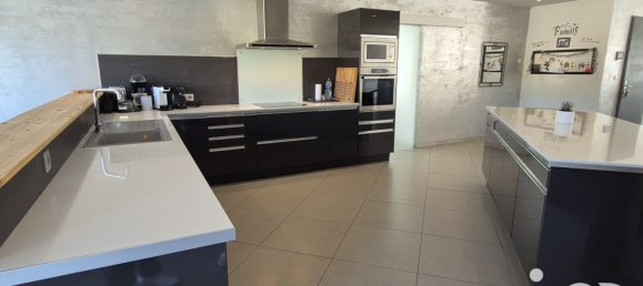 8 Schlafzimmer Villa in Langon, France, Nr. 97588 4