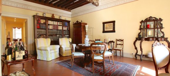 3 Schlafzimmer Wohnung in Lucca, Italy, Nr. 323241 5