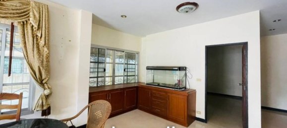 4 bedrooms Cafe / restaurant in Pattaya, Thailand No. 15666 2