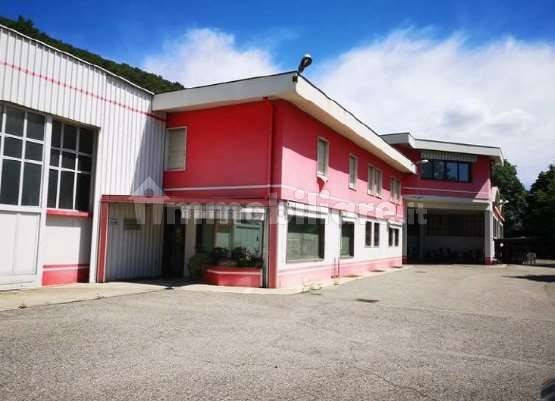 Almacén de 1 habitación en Prevalle, Italy No. 374959