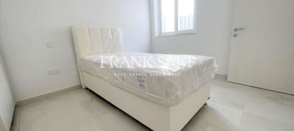 2 bedrooms Penthouse in Lija, Malta No. 4681 7