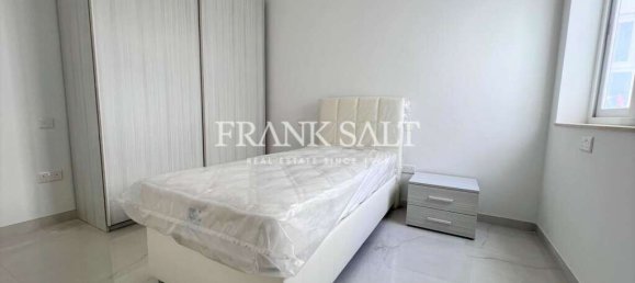 2 bedrooms Penthouse in Lija, Malta No. 4681 8