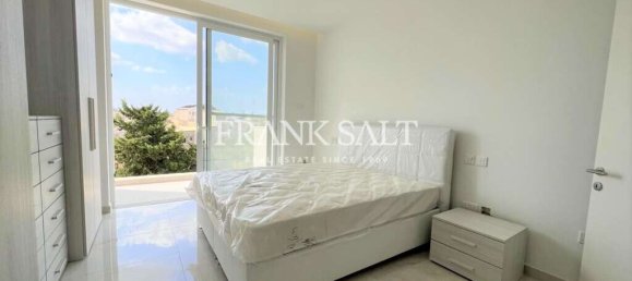 2 bedrooms Penthouse in Lija, Malta No. 4681 5