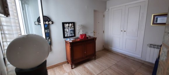 2 bedrooms Penthouse in Vitoria-Gasteiz, Spain No. 160610 19