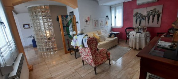 2 bedrooms Penthouse in Vitoria-Gasteiz, Spain No. 160610 16