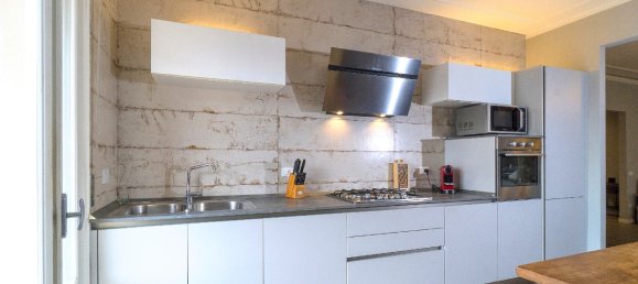 Apartamento de 5 habitaciónes en Prato, Italy No. 81782 3