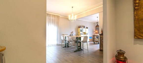 Apartamento de 5 habitaciónes en Prato, Italy No. 81782 8