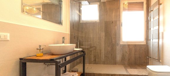 Apartamento de 5 habitaciónes en Prato, Italy No. 81782 21